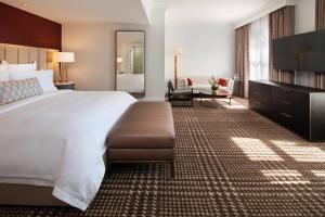 Voodi või voodid majutusasutuse The US Grant, a Luxury Collection Hotel, San Diego toas