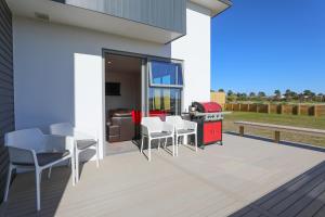 Gallery image of Wai Escape - Taupo Holiday Unit in Taupo