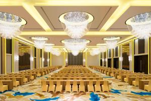 Foto dalla galleria di Sheraton Langfang Chaobai River Hotel a Dachang