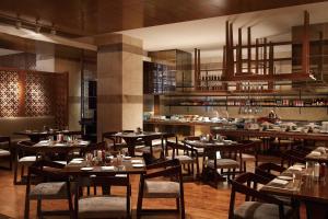 合肥新站利港喜来登酒店餐厅或其他用餐的地方