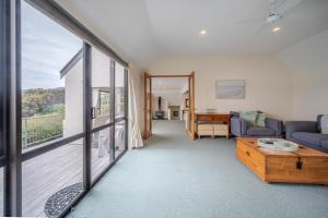 Gallery image of Harbour Haven - Akaroa Holiday Home in Akaroa