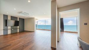 Televisyen dan/atau pusat hiburan di Sharp & Flat Hotel