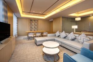 TV a/nebo společenská místnost v ubytování Four Points by Sheraton Hefei, Baohe