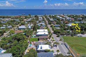 an aerial view of a town with the ocean at Island Gem A home in Anna Maria