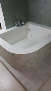 A bathroom at Nonna Ia B&B