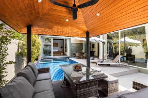 Gallery image of Villa Sunpao in Layan Beach