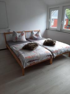 Katil atau katil-katil dalam bilik di Ferienwohnung Bergblick