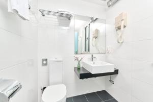Ein Badezimmer in der Unterkunft Hotel Plavi Plava Laguna