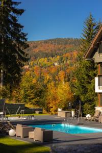Basen w obiekcie Czarny Kamień Resort & SPA lub w pobliżu