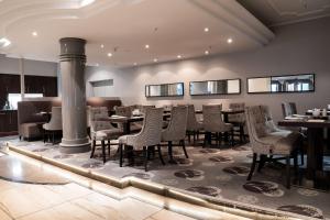 Restoran või mõni muu söögikoht majutusasutuses Radisson Blu Conference Hotel, Düsseldorf