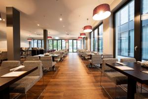 Restoran või mõni muu söögikoht majutusasutuses Radisson Blu Conference Hotel, Düsseldorf