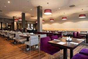 Restoran või mõni muu söögikoht majutusasutuses Radisson Blu Conference Hotel, Düsseldorf