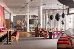 Posezení v ubytování Vienna House Easy by Wyndham Trier