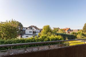 uma vista da varanda de uma casa em Sonnendeck 1 em Bad Arolsen
