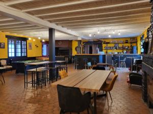 Restaurace v ubytování WonderBar (Auberge du Trinquet)