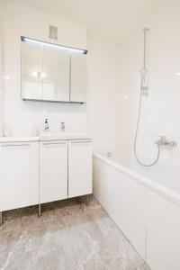 Fotografie z fotogalerie ubytování Cozy, spacious and charming 4 bedrooms apartament ve Vídni