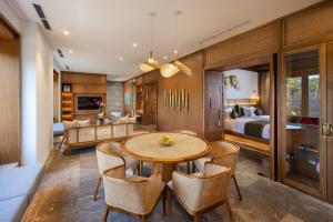 Sumitra Luxury Villas & Resort by Pramana的休息区
