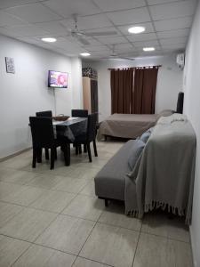 Postel nebo postele na pokoji v ubytování Departamento Monoambiente