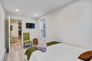 Ένα ή περισσότερα κρεβάτια σε δωμάτιο στο Luxurious 2BD family friendly, central