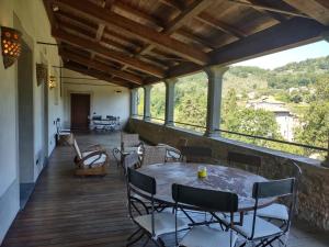 Μπαλκόνι ή βεράντα στο Castello di Pontebosio Luxury Resort