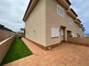 Gallery image of Blue Sky house in Playa La Arena in Puerto de Santiago