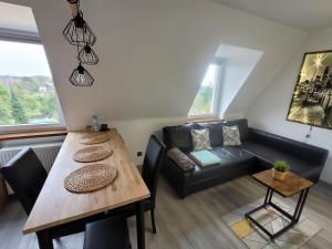 Posedenie v ubytovaní Apartament Pod Radiostacją -Gliwice Tarnogórska, parking free, klimatyzacja