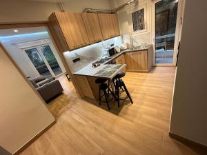 Kjøkken eller kjøkkenkrok på Vasilis luxury apartment (2)