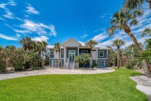 Сад в 5294 Umbrella Pool Rd home