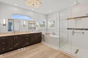 Ванная комната в 5294 Umbrella Pool Rd home