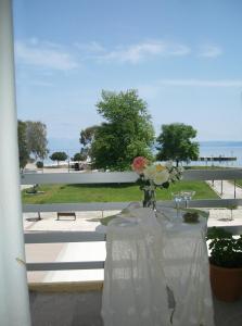 Gallery image of Hotel Florakis in Livanates