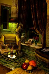 Coin salon dans l'établissement Palais Faraj Suites & Spa