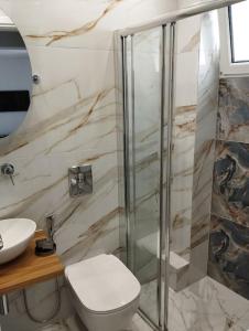 Ένα μπάνιο στο Kentrikon Guest House