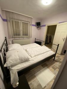 Postel nebo postele na pokoji v ubytování Haus an der Diemel