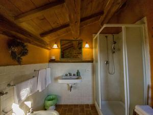 Ένα μπάνιο στο Marzanella +15 φωτογραφίες