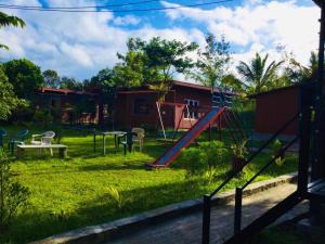 Herní místnost nebo prostor pro děti v ubytování Coorg Nest Cottages By Dreamy Vacations