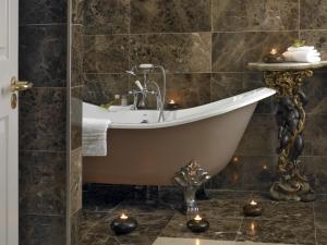 Kúpeľňa v ubytovaní Killarney Randles Hotel
