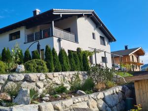 Budynek, w którym mieści się apartament