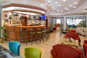 Restaurace v ubytování Terra Europe Brontes Hotel