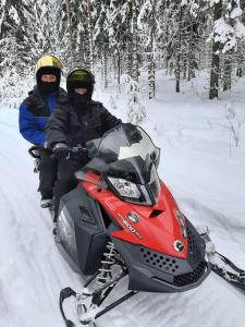 Mökki in Kalkkinen v zimě