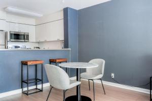 Imagen de la galería de S Beach 1BR w Pool next to SF Bay SFO-28, en San Francisco