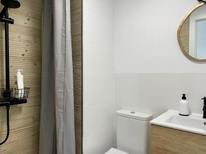 Ένα μπάνιο στο Beach Penthouse +15 φωτογραφίες