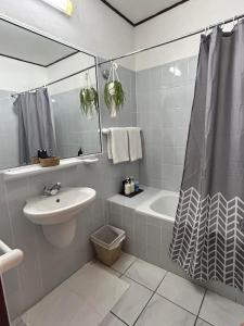 Koupelna v ubytování Hotel Santo Vanuatu