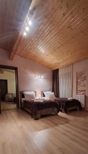 Letto o letti in una camera di Hotel and Restaurant "VILLA GIVISI"