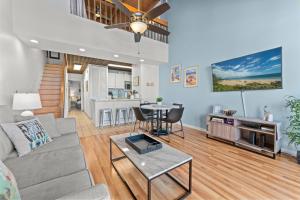 Posezení v ubytování Top floor ocean view Maui Vista 3405