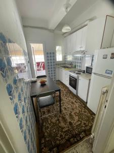 Nhà bếp/bếp nhỏ tại Acropolis view 3 shared room