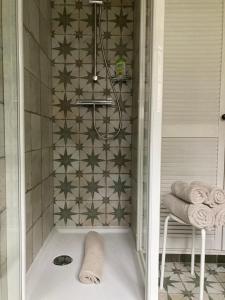 Un baño de Tree & B