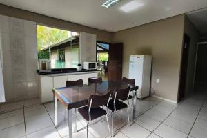 Køkken eller tekøkken på Casa Escarpas do Lago - Capitólio - MG