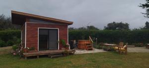 A garden outside Kineterra spa