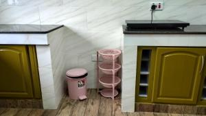Gambar di galeri bagi Dovass Self Catering Apartments di Takamaka