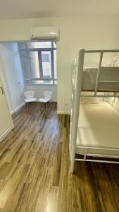 Postel nebo postele na pokoji v ubytování Bright Homestay - New Cairo